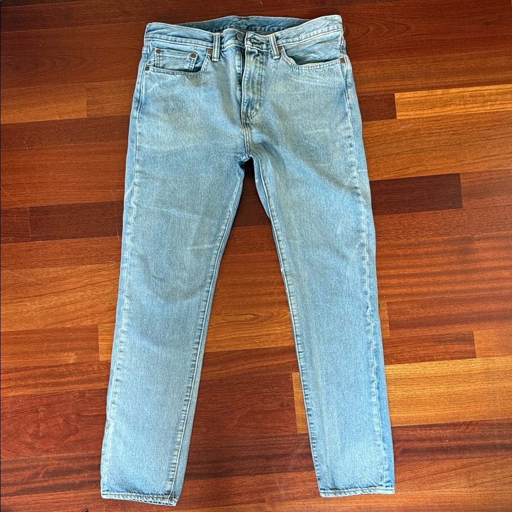 Levi’s 510 men’s skinny jeans in a light wash